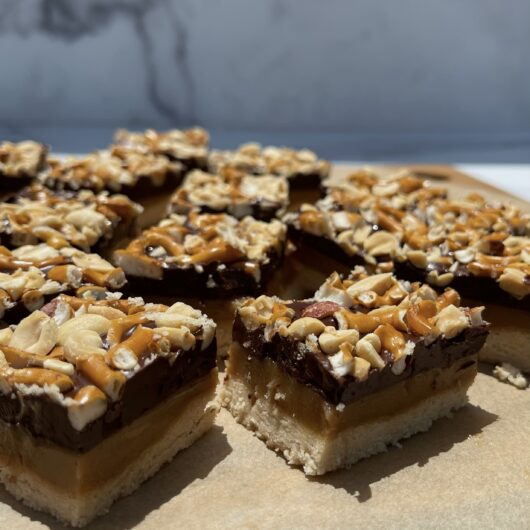 Chocolate Peanut Butter Pretzel Bars