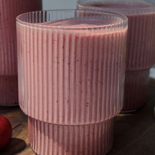 Cherry Almond "Ice Cream" Smoothie